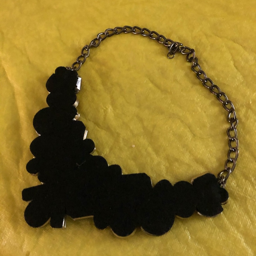 Necklace - Picture 2 of 2